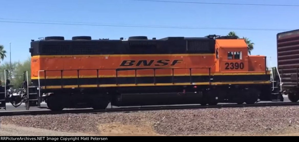 BNSF 2390